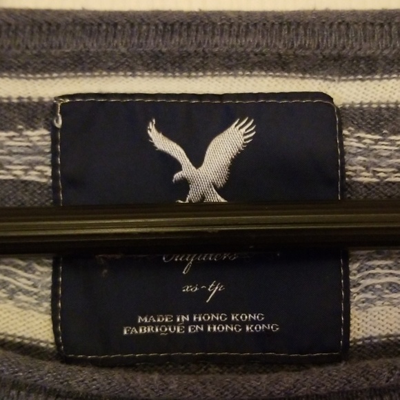 American Eagle sweater - Picture 2 of 4